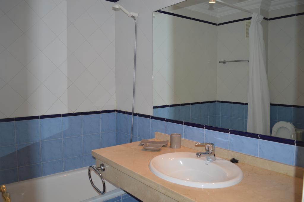Apartamento Puertosol Estepona Luaran gambar